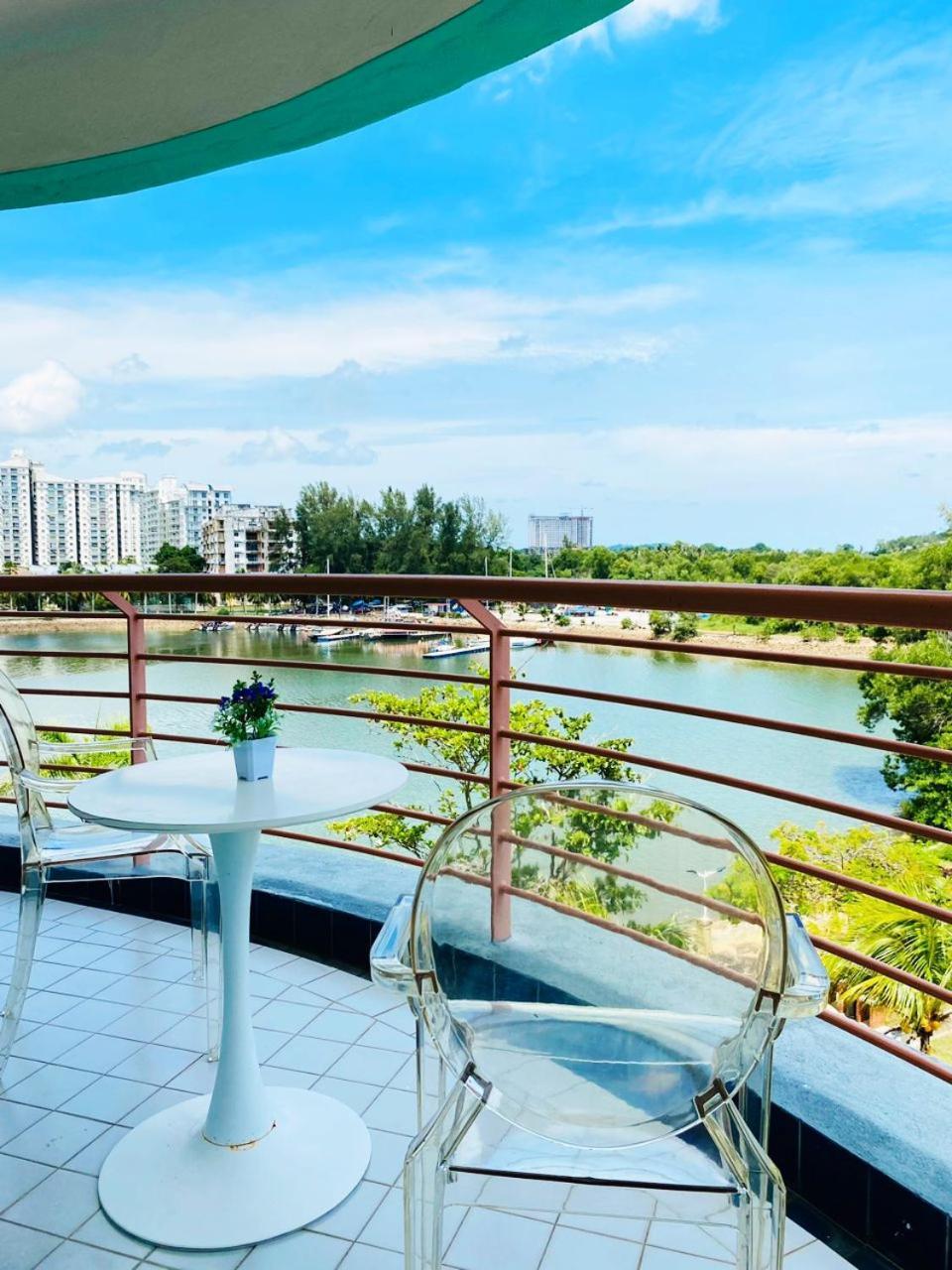 Pd Lagoon Resort Port Dickson Exterior foto